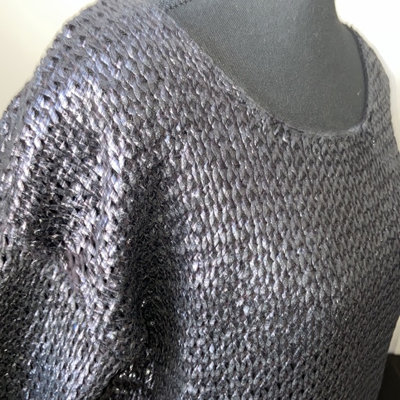 Jennifer Lopez shiny 100% cotton black sweater XS but stretches to S. never worn - Picture 3 of 6